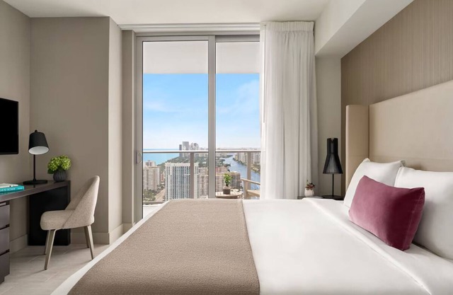 Rare Gem! Onsite Pool, Kitchen