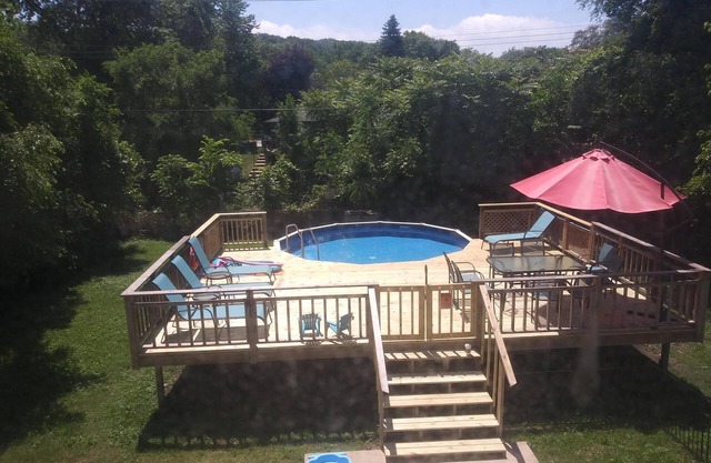 Rare Private Heated Pool w/in 1.5 Blocks to the Beach!