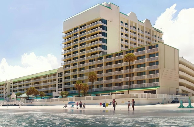 RATES HAVE BEEN DISCOUNTED 40% DUE TO POOL CLOSURE