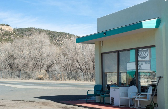 Raton Pass Motor Inn