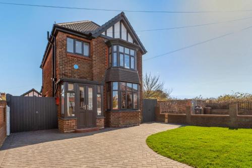 Recent Full Refurb 3 Bedroom Detached House in Cleethorpes