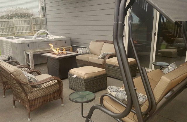 Red Garage Door, Modern, Comfortable And Fun Place!