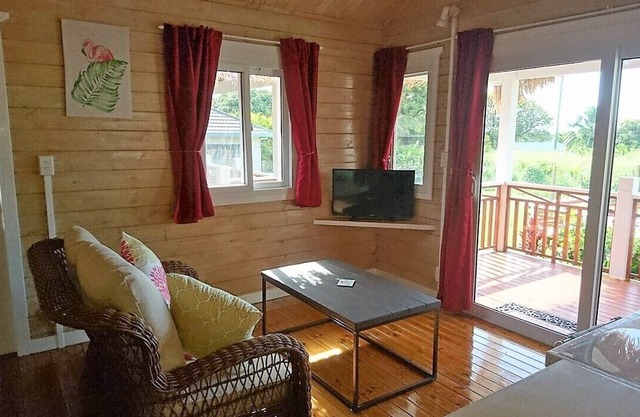 Red Hibiscus Villa 4