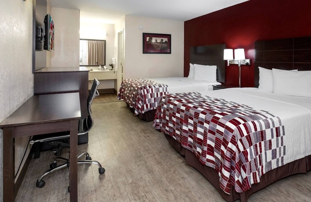 Red Roof Inn Bakersfield