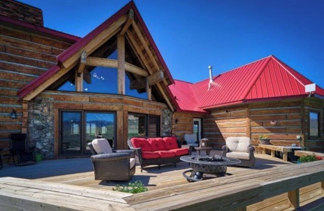 Red Roof Ranch, is located on 15 acres with stunning mountain and lake views!