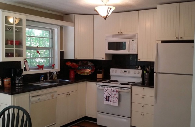 Redbird Retreat - pet friendly