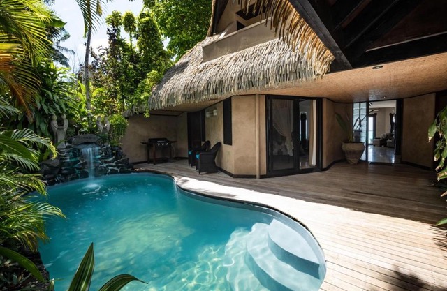 Reflections On Rarotonga