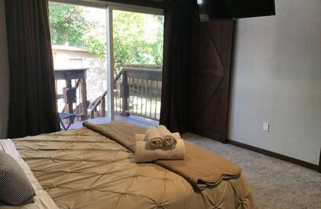 Refreshing Cottage with Luxury Bath