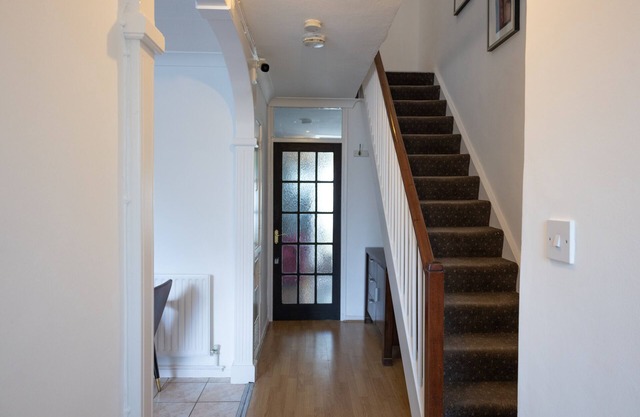 Regent's Park, Sleeps 8, Pet Friendly & Garden