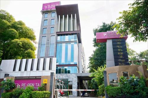 Regenta Central the Crystal Kanpur,