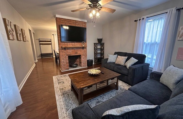 Relax and Roscoe Apartment