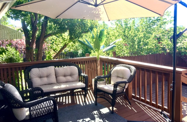 “Relax Home” 5 min away from downtown and 38 min from Fabulous Lake Tahoe.