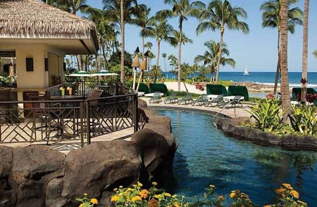 Relax in comfort on the beach over the 4th of July Holiday