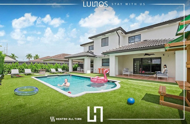 Relax & Play Retreat Pool, Games, BBQ & More