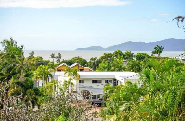 Relax*Private*Pool*Seaview* Belgian Gardens* U2#