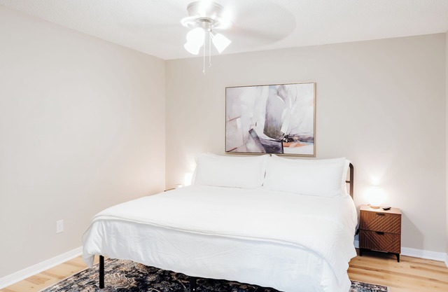 Relaxing 2BR Retreat Stylish & Cozy