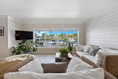 Relaxing Beach Apt in las Olas Blvd