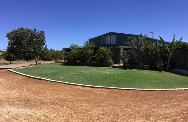 Relaxing Open Space Semi-rural Stay