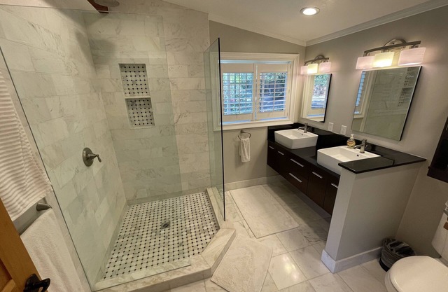 Relaxing Ranch Style House with Garden and Orchard