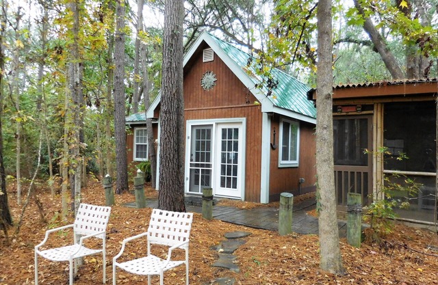Relaxing & Romantic Sea Island Cabana