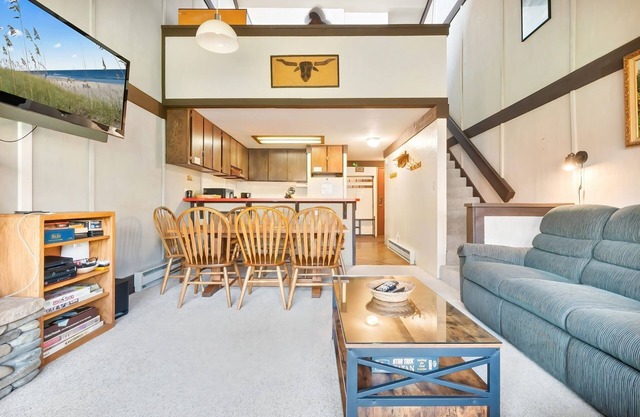 Relaxing, Well Furnished Condo! - Creekside #29 by Bear Valley Vacation Rentals