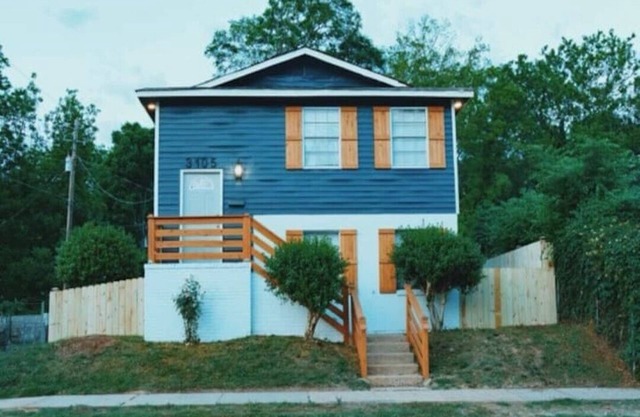 Remodeled Home In the Heart of the City, Minutes from Everything!