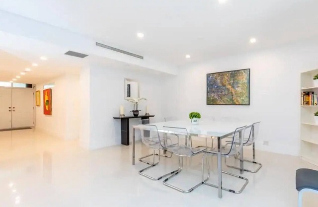 Renovated Apt in Key Colony pool and Beach access