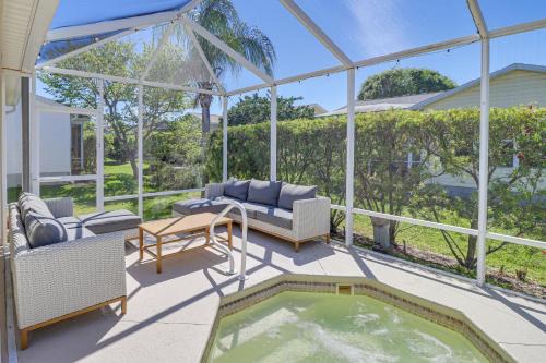 Renovated Home in The Villages with Lanai, Golf Cart