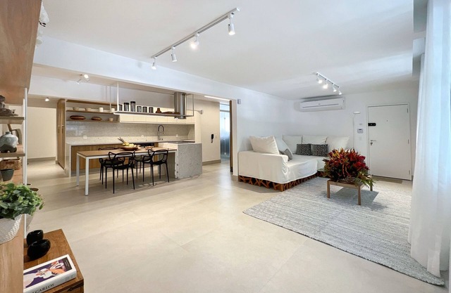 Renovated, luxurious and comfortable apartment for holidays in Rio