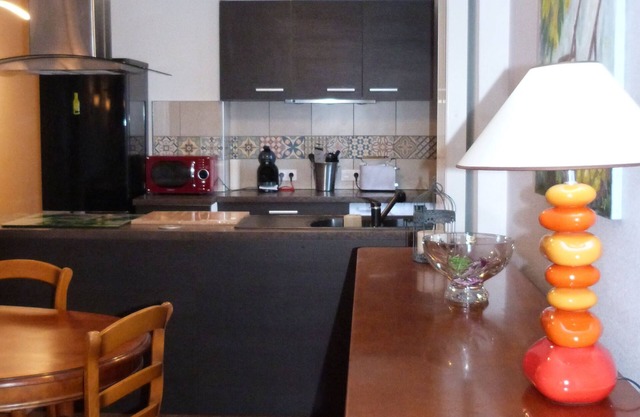 Rent fully-equipped apartment 340€ per week or year-round