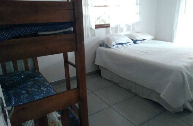 Rent house in Meia Praia Beach, Itapema.