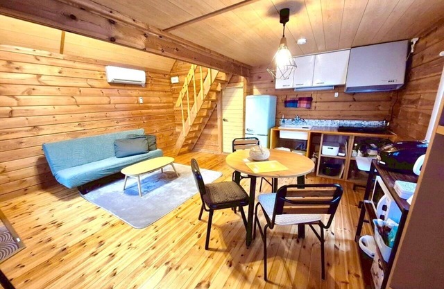 Renting an entire building as a oneroom apartment/Takashima Shiga