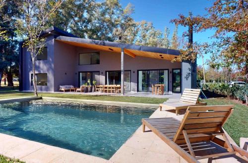 RentUp - Diseño exclusivo espacios unicos Tessalia Casa Polo