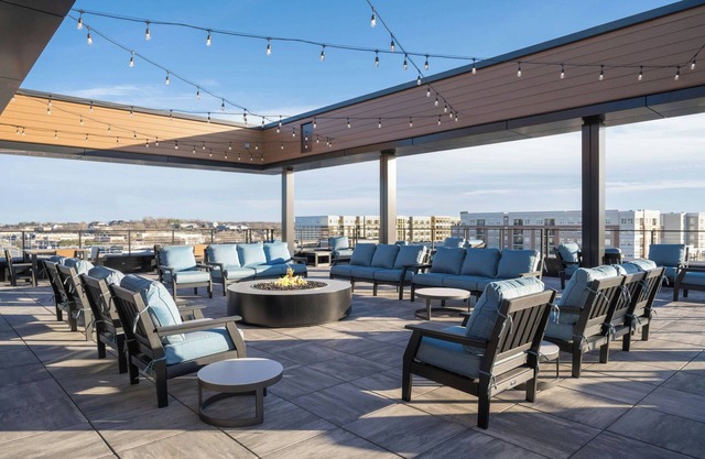 Residence Inn by Marriott Milwaukee Brookfield at Poplar Creek