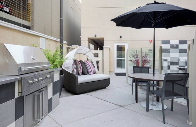 Residence Inn by Marriott San Jose Airport