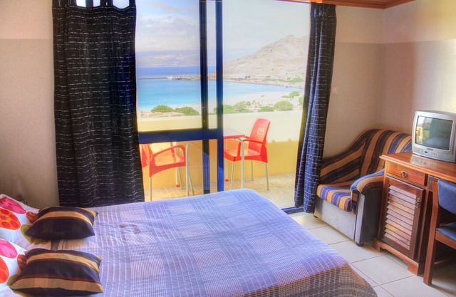 Residence With Sea View, Very Comfortable, 5mn To The Centre Town And The Beach
