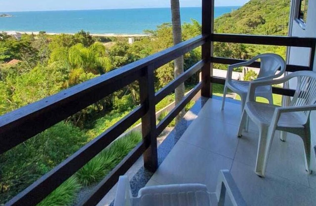 RESIDENTIAL SETTING TWO COQUERS APT Nº1