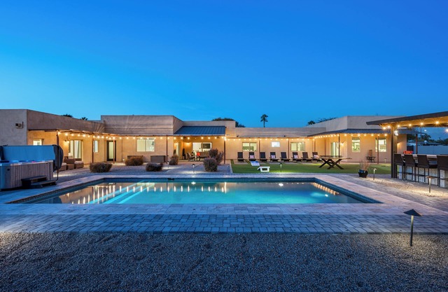 Resort-Style Escape: Pool, Courts, and Endless Fun