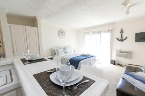 Resort Style Living in Marina Del Rey & Venice Studio