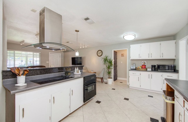 Retreat Arden Home/HotTub/Pool/Game&Gym Studio