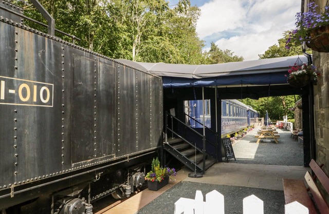 RHODES RETREAT, family friendly in Great Broughton, Cockermouth