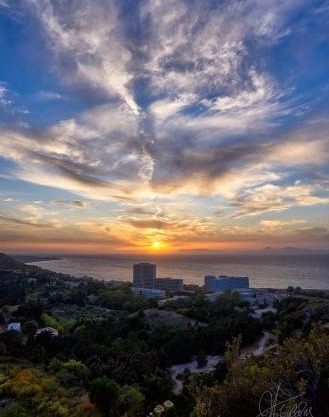 Rhodes SkyLine Suites