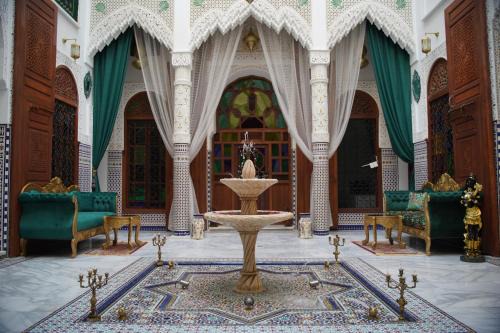 Riad Jnane Medina & Luxury Palace
