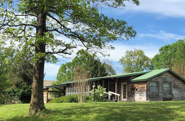 Ribbon Ridge Ranch Cabin