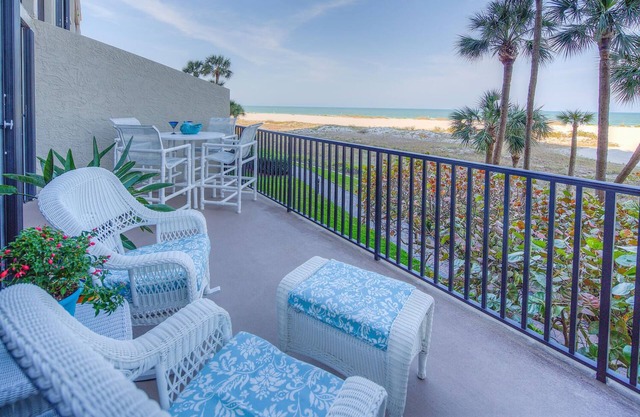 Right on the BEACH! Exclusive Lighthouse Towers, Sand Key, Clearwater Beach