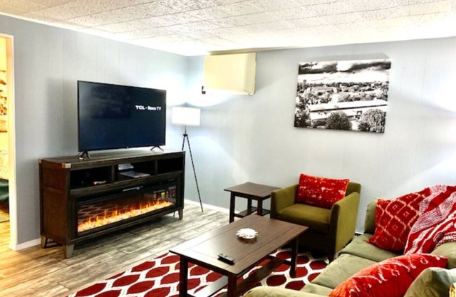 Ritchie Village: 50 Shades of Grey