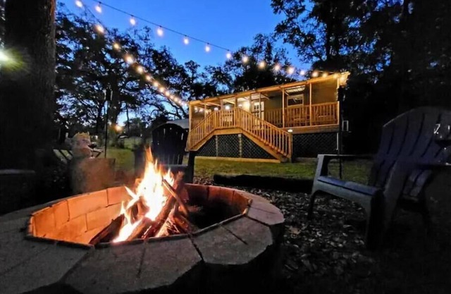 River Daze Cabin - A cozy cabin right on the river