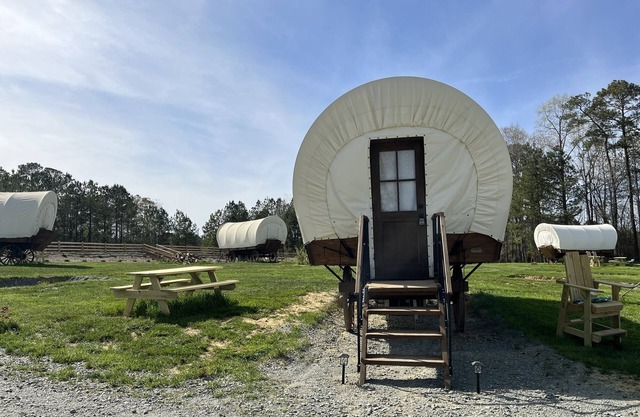 River-Front Wagon Glamping- The Dogwood