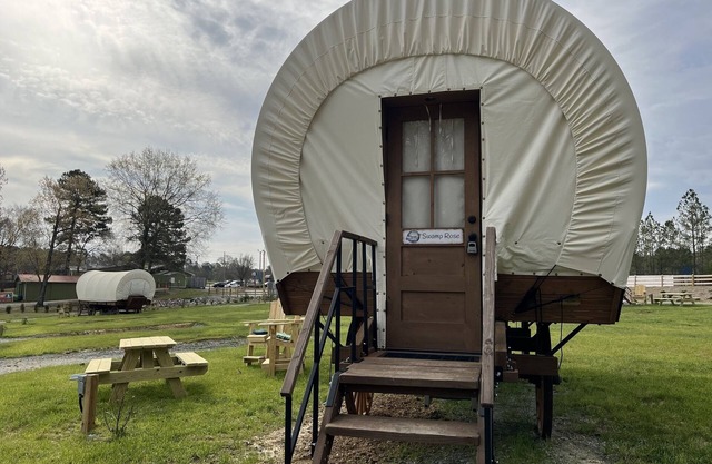River-Front Wagon Glamping- The Dogwood