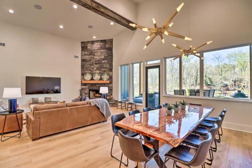 Riverfront Heber Springs Home with Dock and Slip!